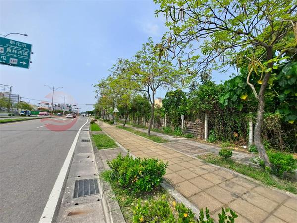 員林大道晴雨球旁建地出租