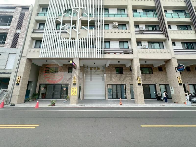 賀里昂成功東路三房平車