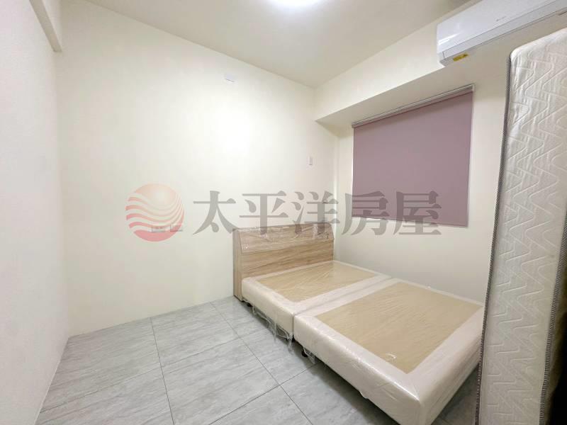 賀里昂成功東路三房平車