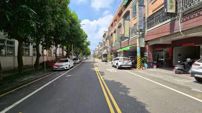 社頭國中旁店面