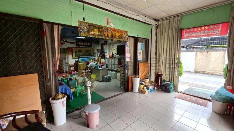 員林轉運站旁邊間店面