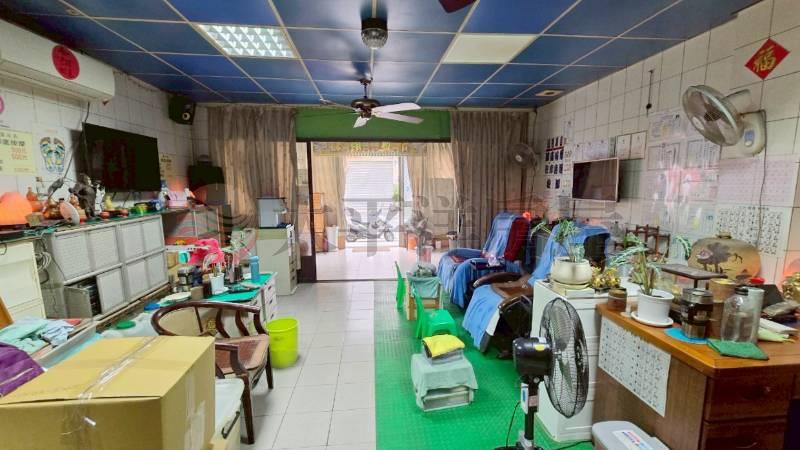 員林轉運站旁邊間店面