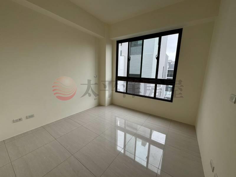 上城悅雙車電梯透天別墅