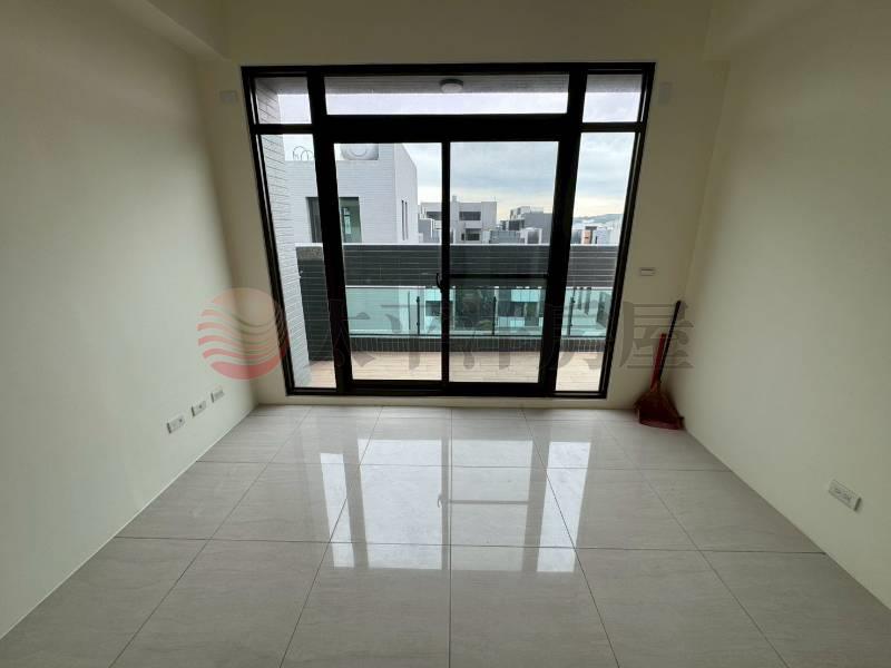 上城悅雙車電梯透天別墅