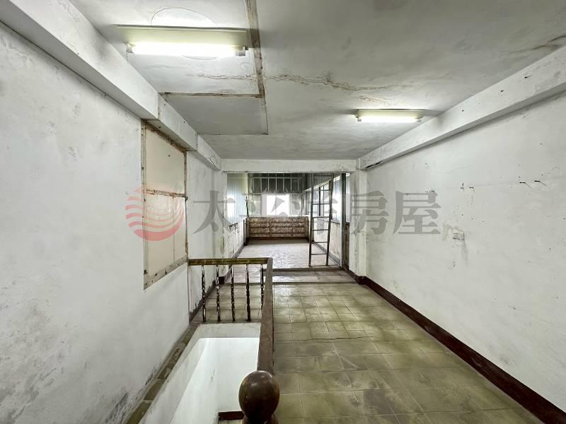 員林車站旁金店面透天