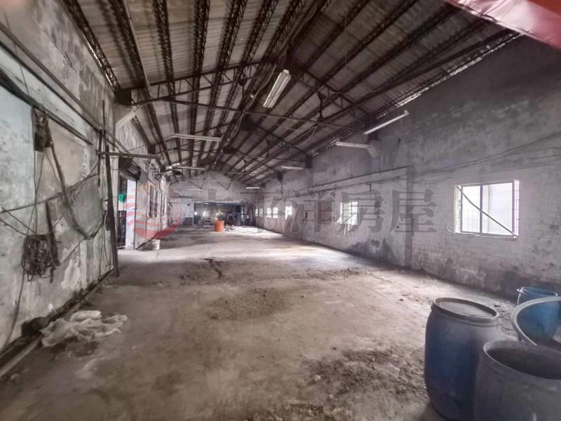 和美和群國中旁廠房