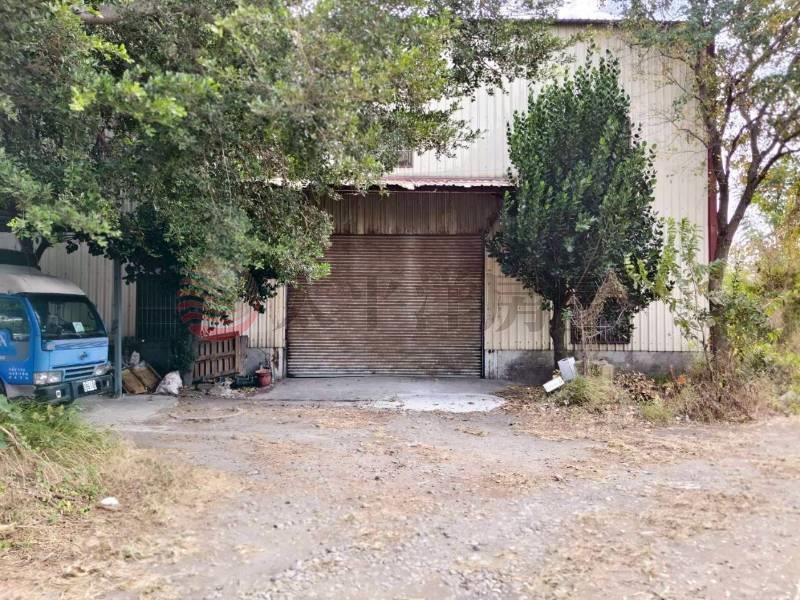 和美和群國中旁廠房