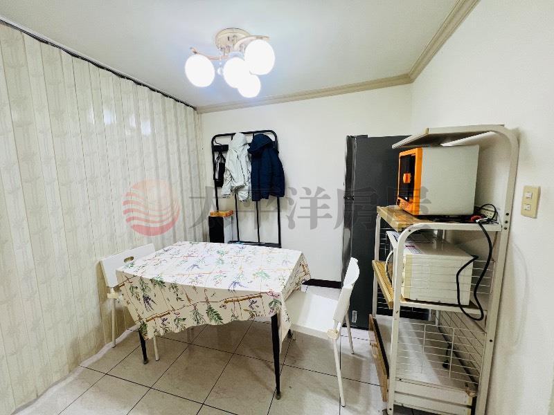 建國路超值四房美華廈