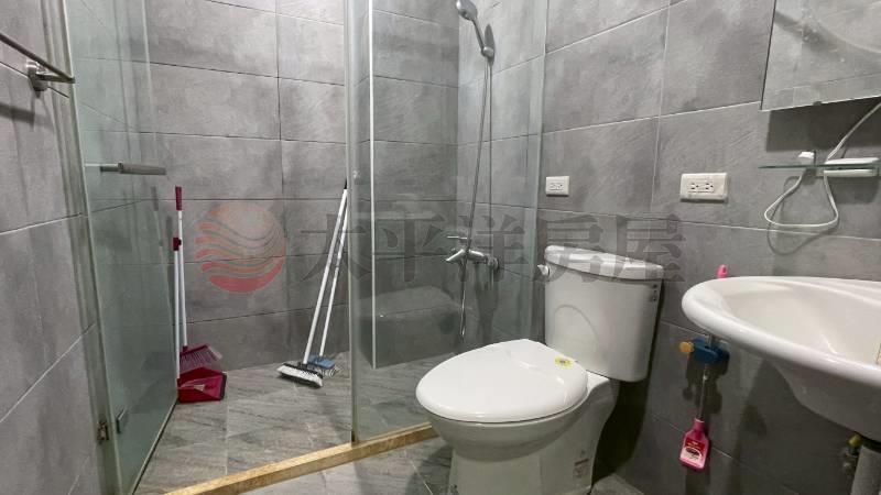 大同路門面大器透天店面