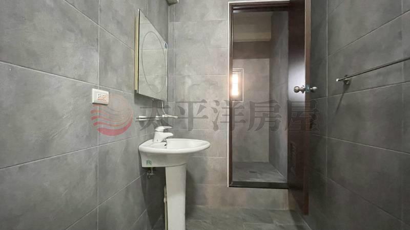 大同路門面大器透天店面