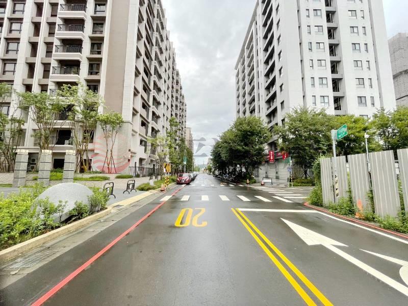 圓林園旁重劃建地