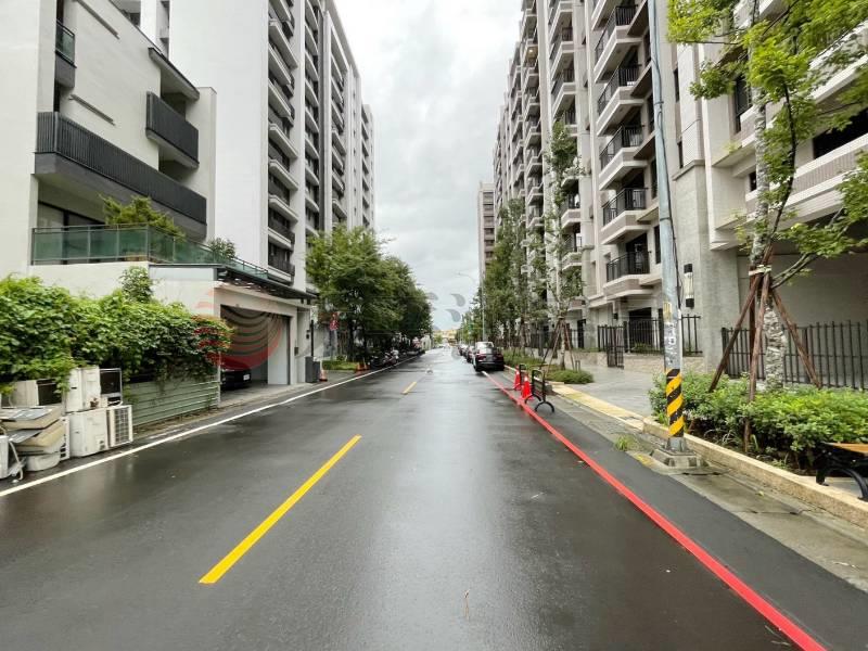 圓林園旁重劃建地