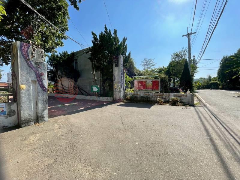 林內鄉成功國小旁美田