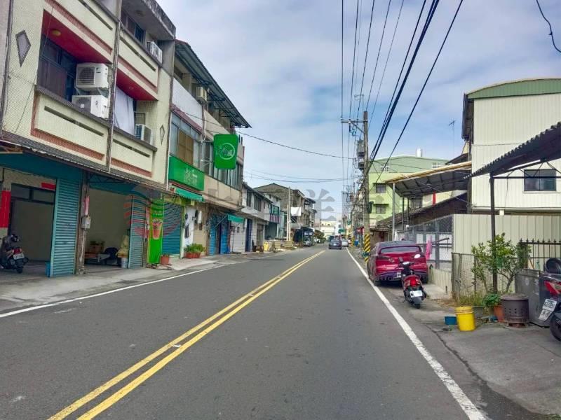 社頭近朝興國小旁建地